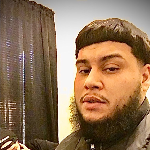 Meet your Posher, Nelson - Picture 1 of 1